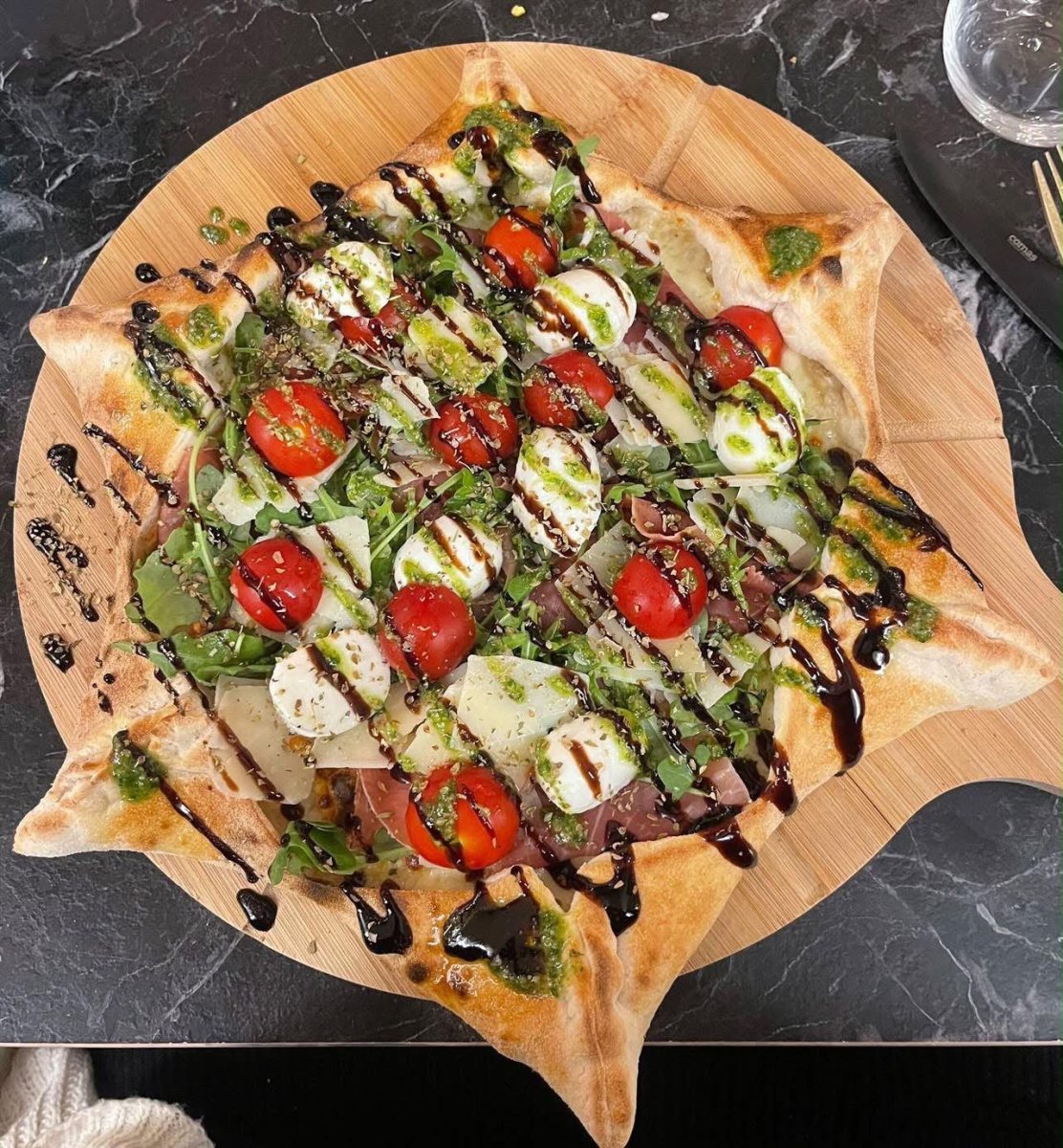 Pizza Stellina d’A te Pizzeria, en forme d’étoile